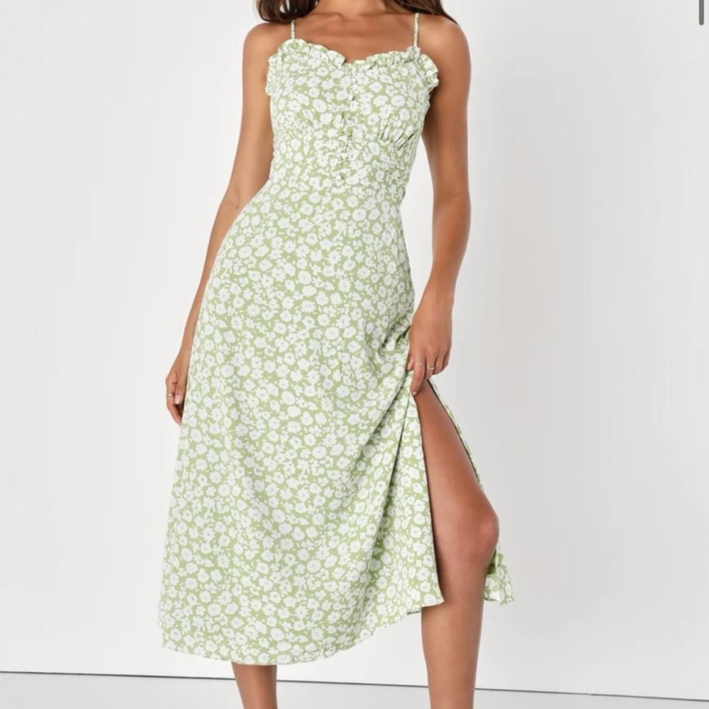 Lulus green floral print midi dress in Medium